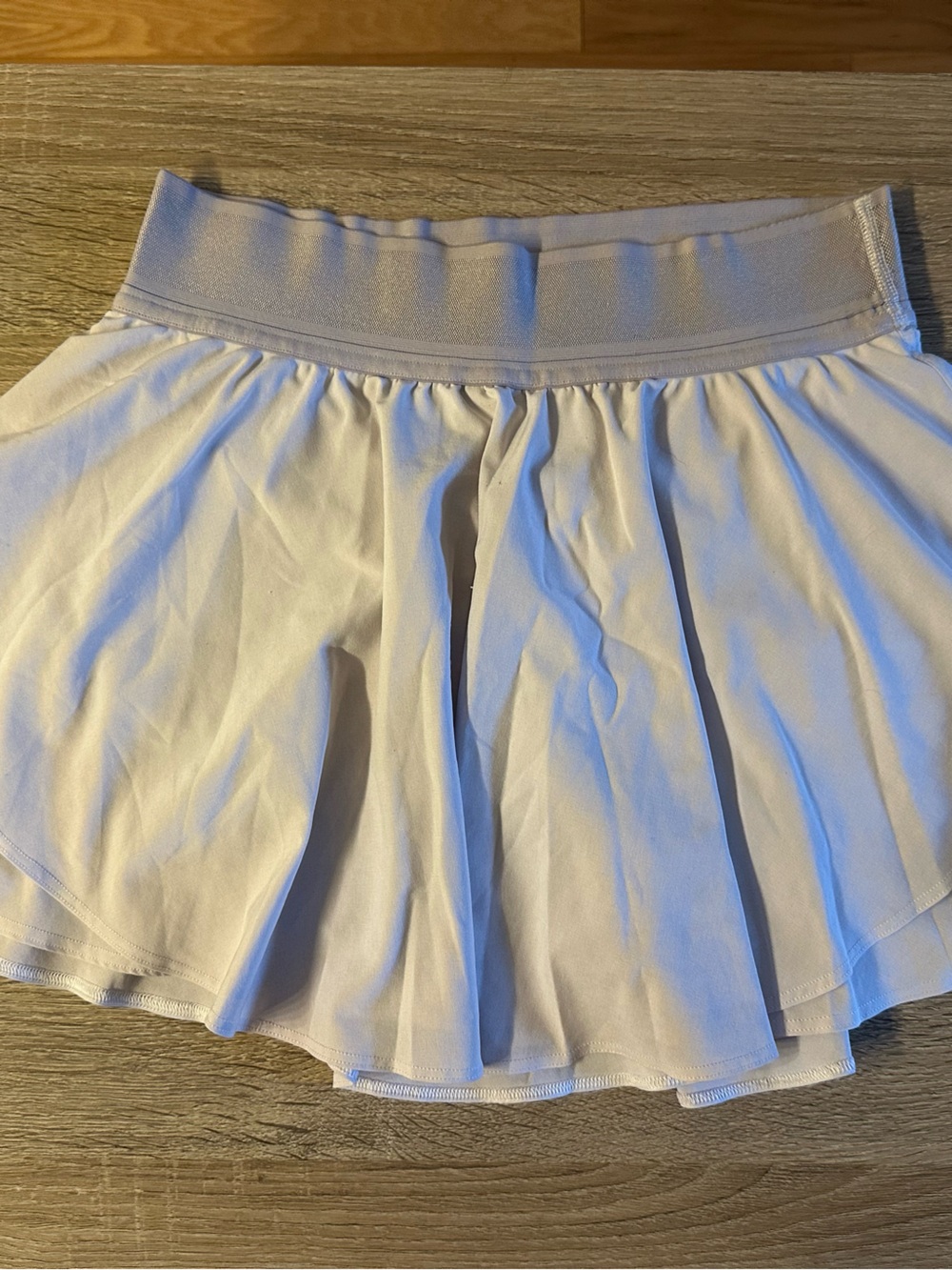 Lululemon White Women’s Pleated Skort Shorts